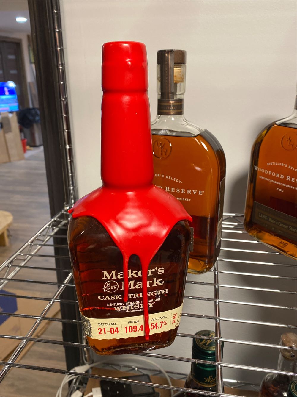 Maker’s Cask Strength 23-02 - Maker’s Mark Distillery Inc. (750mL) alcohol collectible [Barcode 085246501221] - Main Image 3