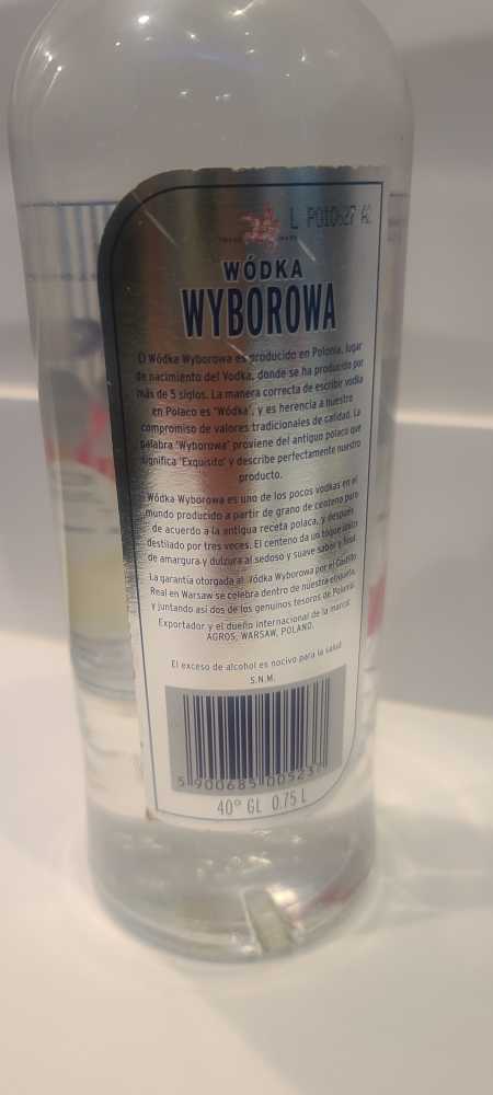 WYBOROWA - Wyborowa SA (700 mL) alcohol collectible [Barcode 5900685935237] - Main Image 4