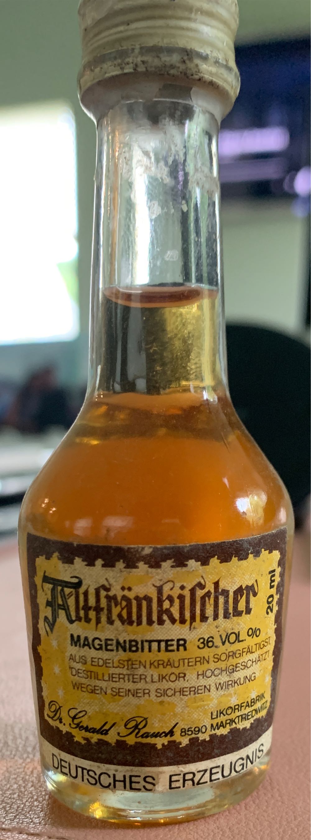 Manischewitz Cream Peach 