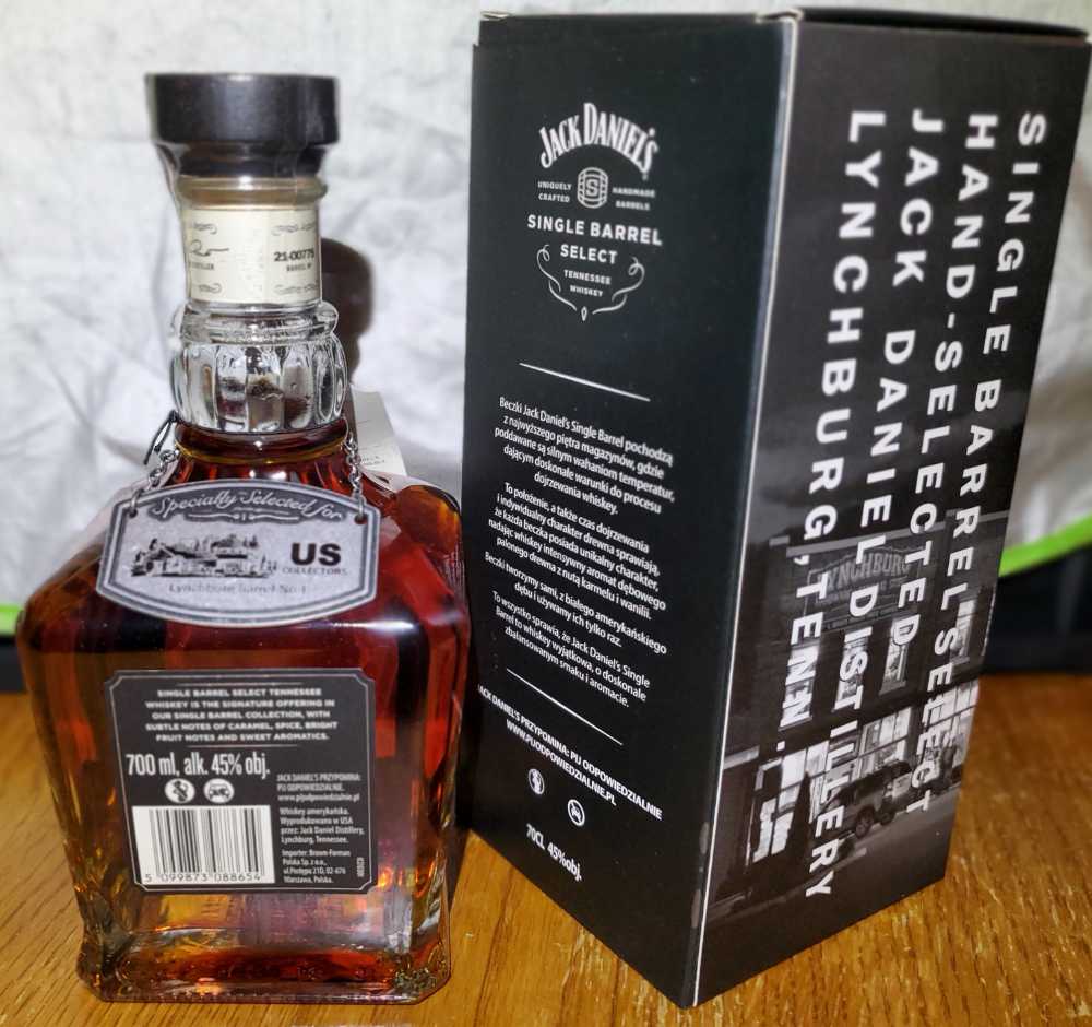 US Collectors Lynchburg Barrel Shop Barrel No 1 - Jack Daniels’ Distillery (700 mL) alcohol collectible [Barcode 5099873088654] - Main Image 3