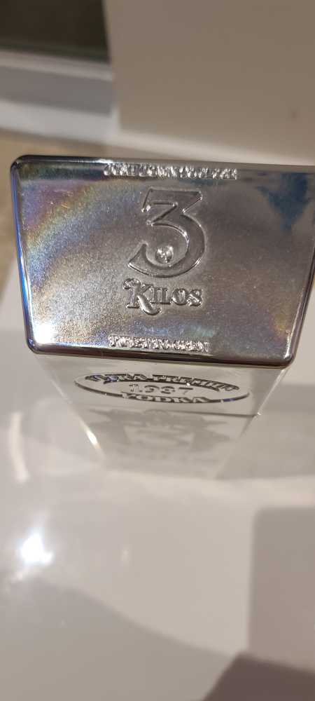 3 Kilos Silver 999.9 - n/a (750 mL) alcohol collectible [Barcode 040232506512] - Main Image 3
