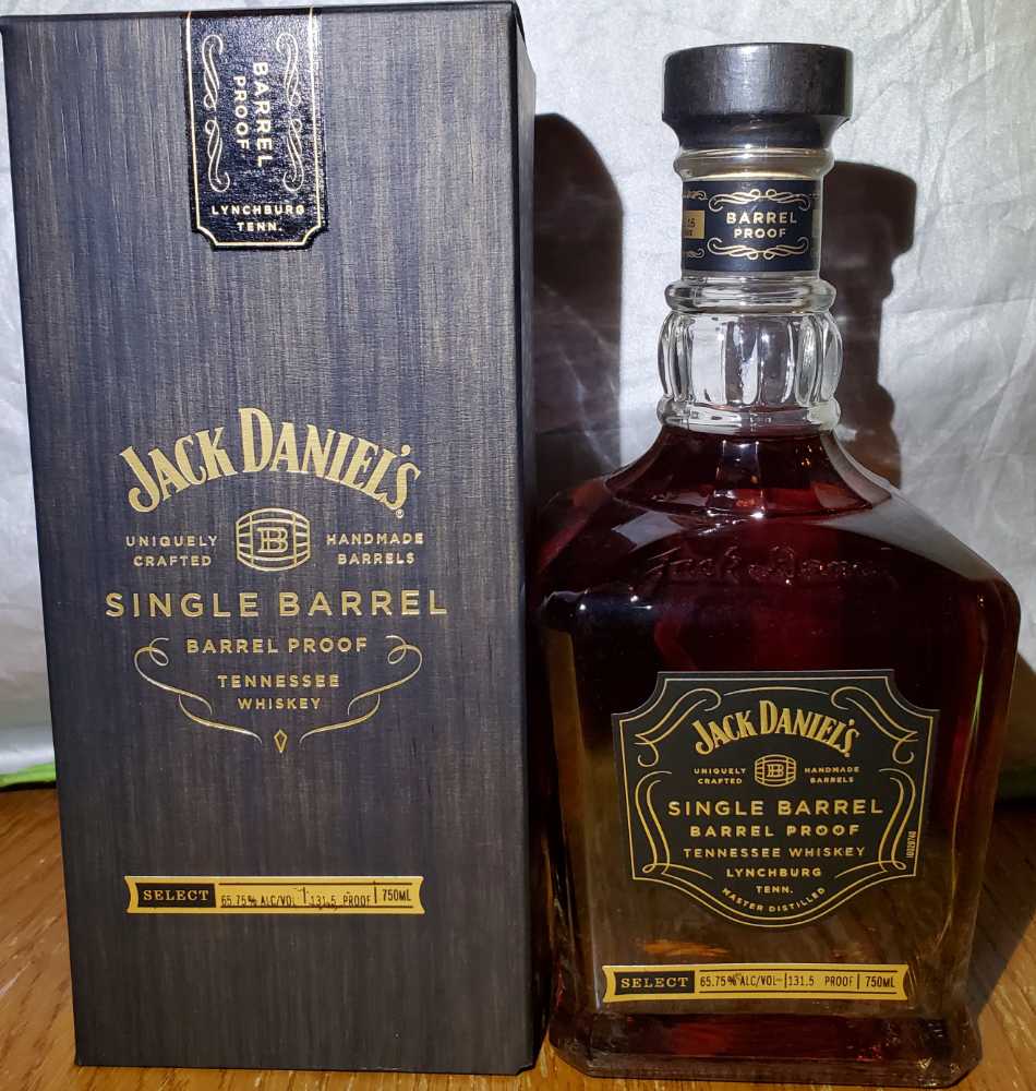 Happy Holidays Christmas Tree 2021