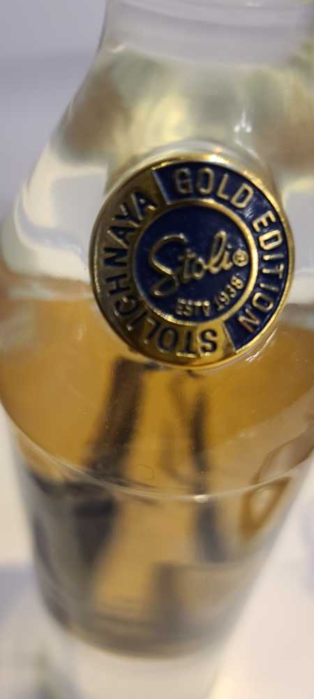 Stolichnaya GOLD Edition - AS Latvijas Balzams (750 mL) alcohol collectible [Barcode 811751020625] - Main Image 3