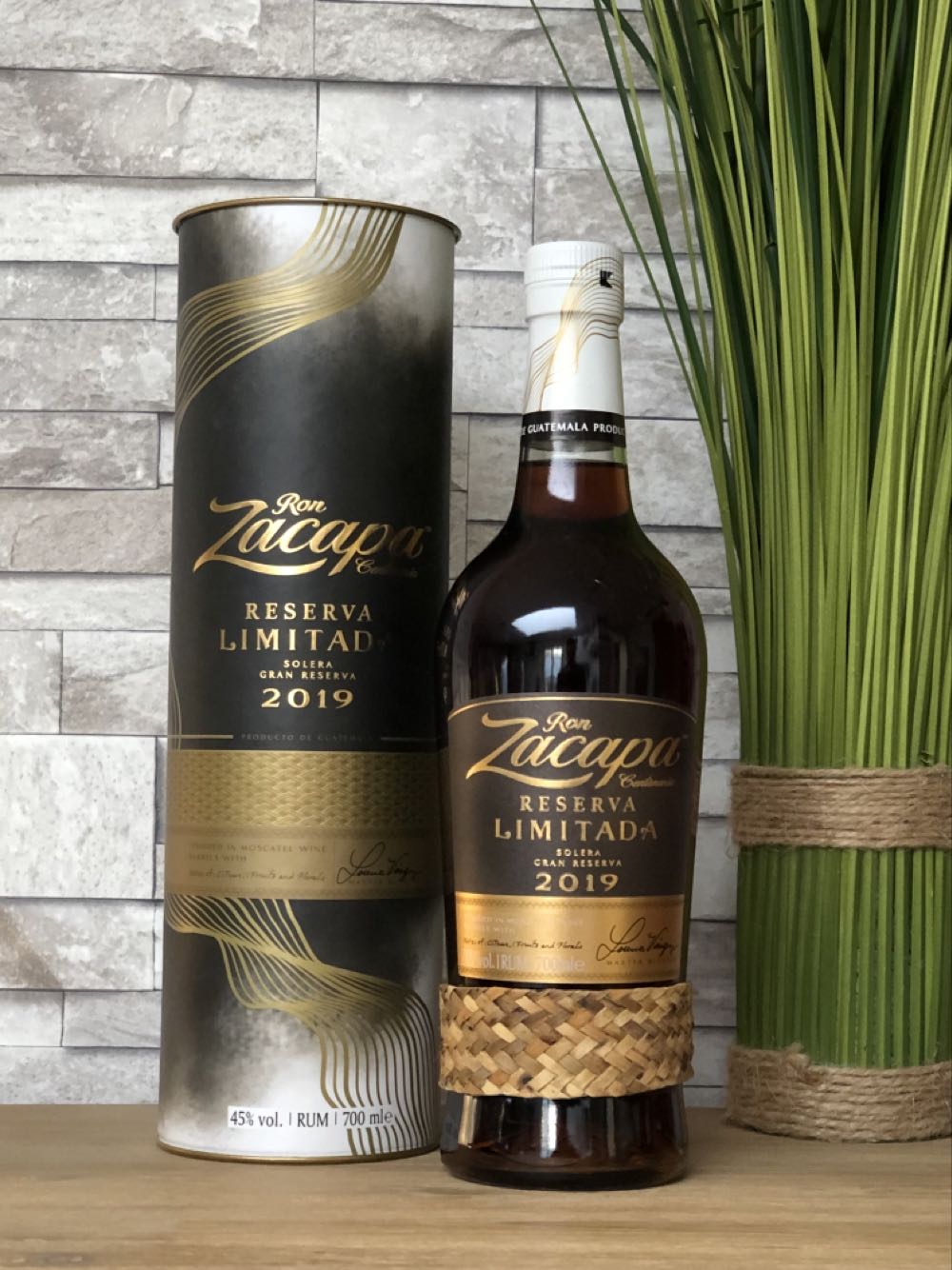 Dolce & Gabbana K Edt Spray 1.7 Oz Men 1.7 Oz Clean