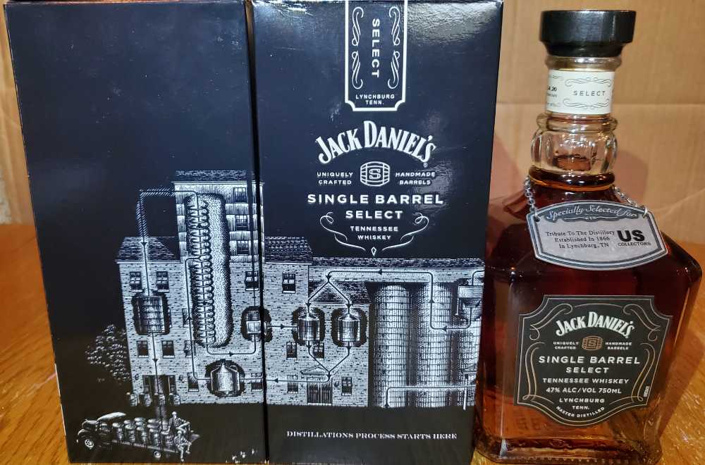USC (13) "Tribute To The Distillery Est.1866” - Jack Daniels’ Distillery (750 mL) alcohol collectible [Barcode 082184087008] - Main Image 3