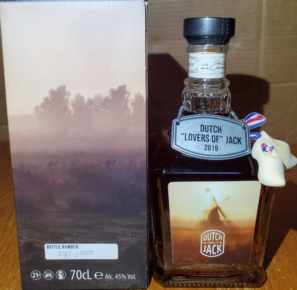 Dutch ”Lovers Of” Jack 2019 - Jack Daniels’ Distillery (700 mL) alcohol collectible [Barcode 5099873088654] - Main Image 4