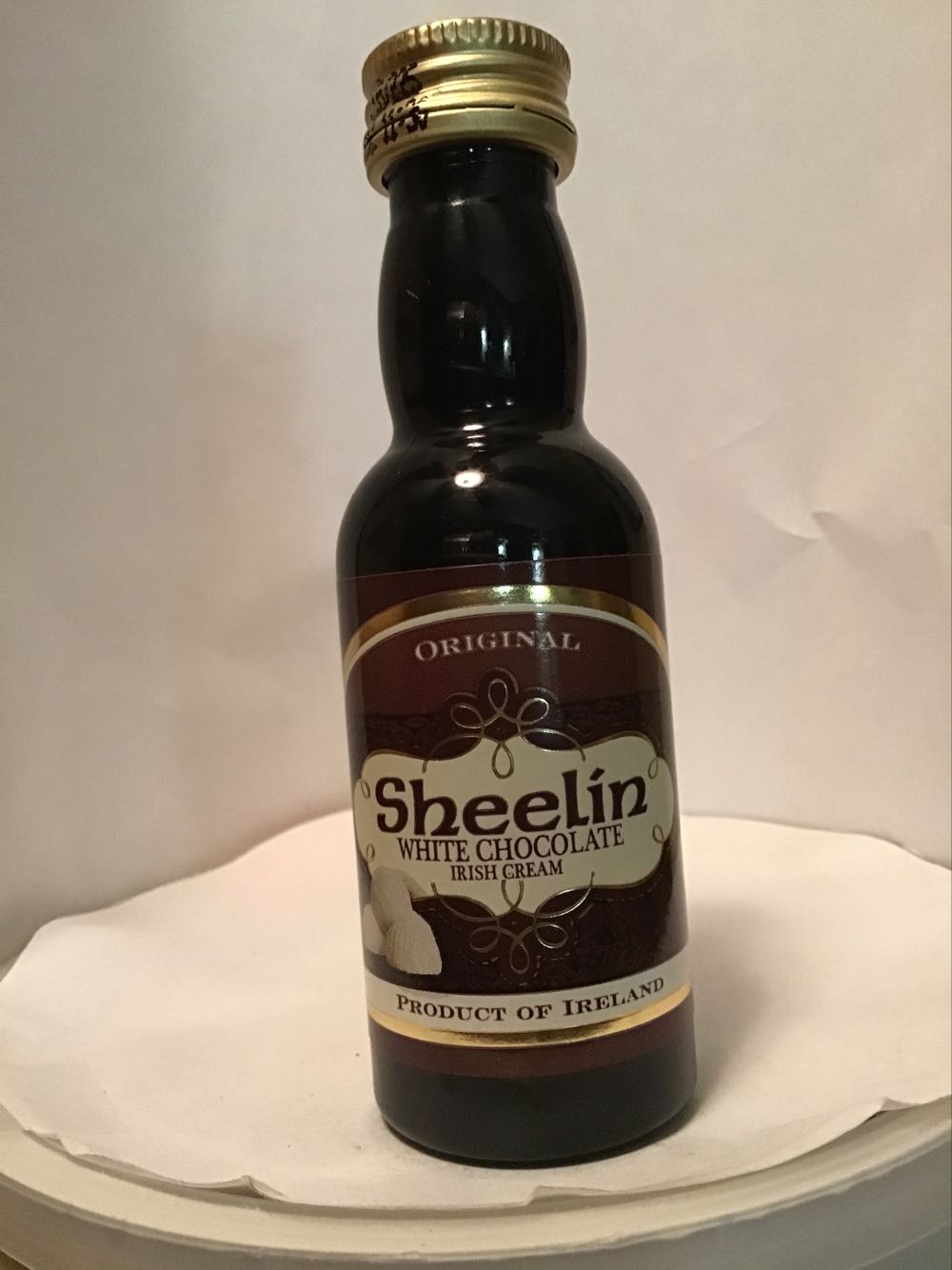 Sheelin Irish Cream - R.A. Merry & Co. (50 mL) alcohol collectible - Main Image 3
