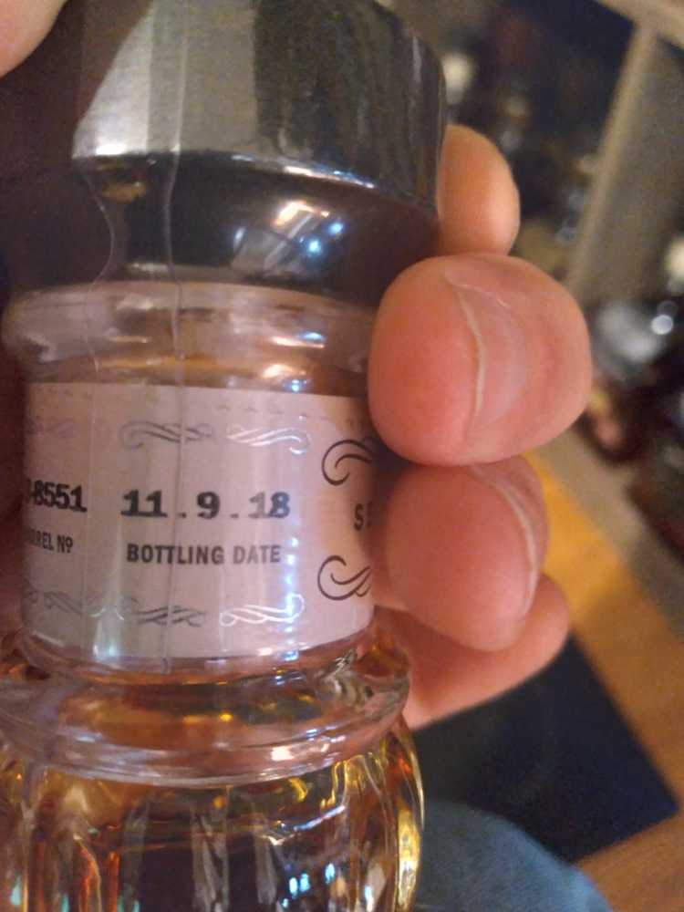 TN squire SB - Jack Daniel Distillery (750 mL) alcohol collectible - Main Image 3