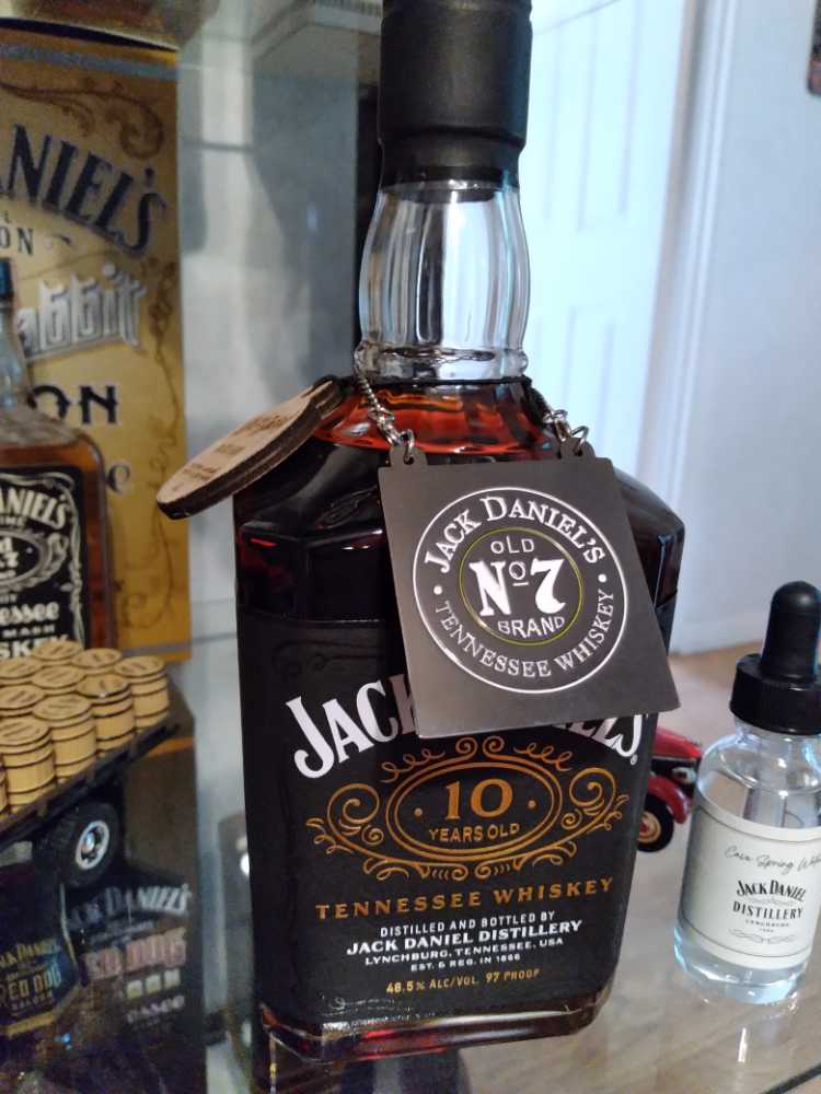 10 year - Jack Daniel Distillery (750 mL) alcohol collectible - Main Image 2