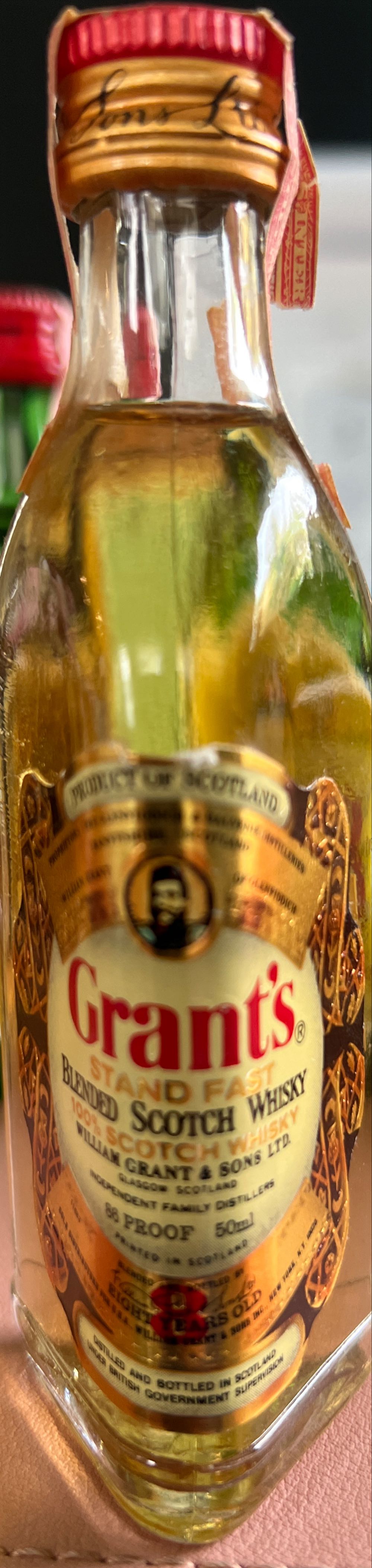 Grants Standfast  alcohol collectible - Main Image 2