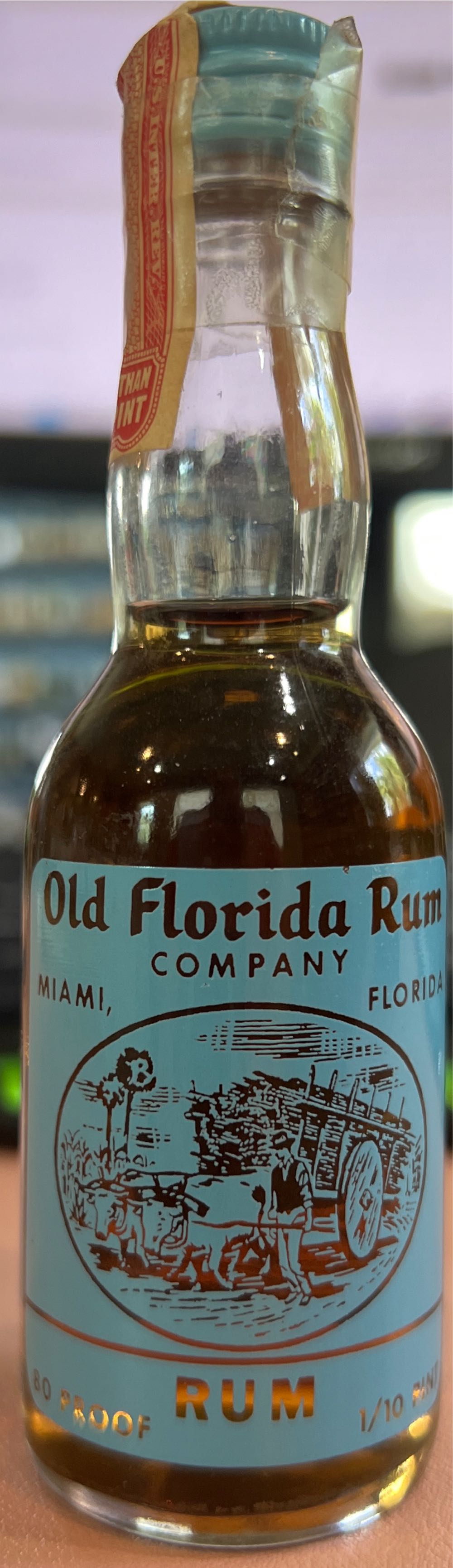 Old Florida Rum  alcohol collectible - Main Image 2