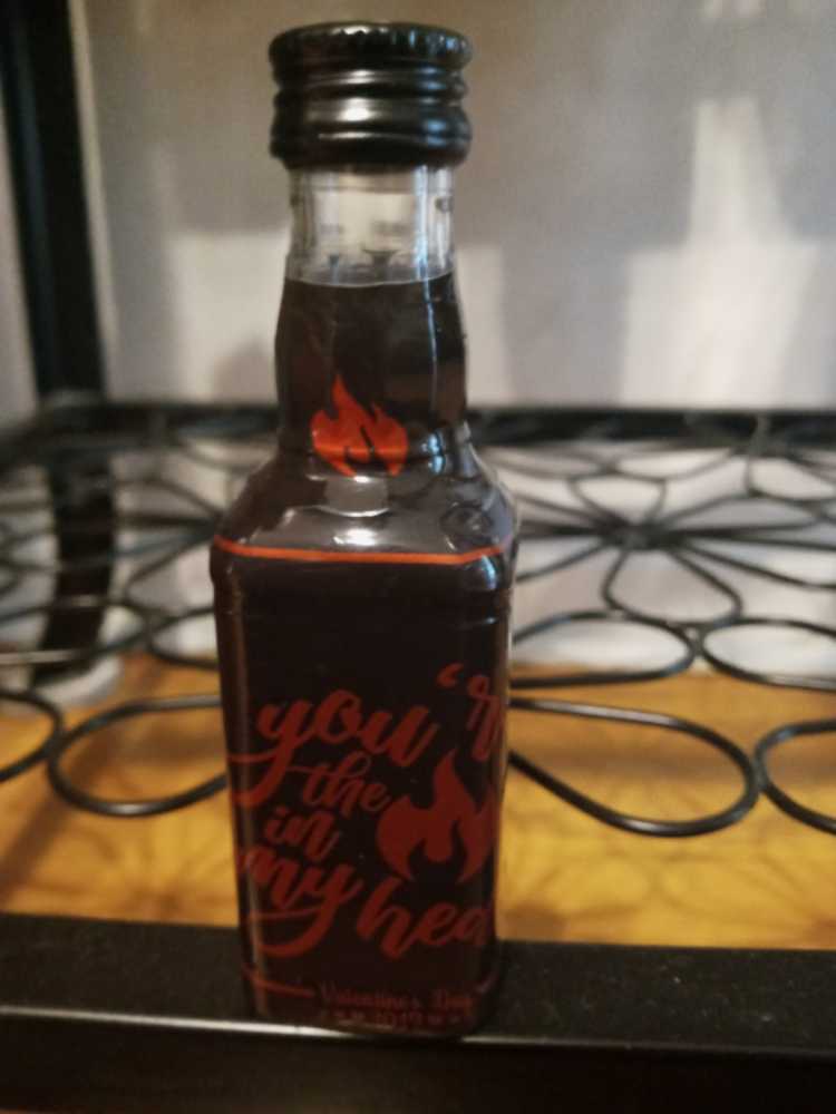Jack Daniel’s Valentine’s Day 2019  (50 mL) alcohol collectible - Main Image 3