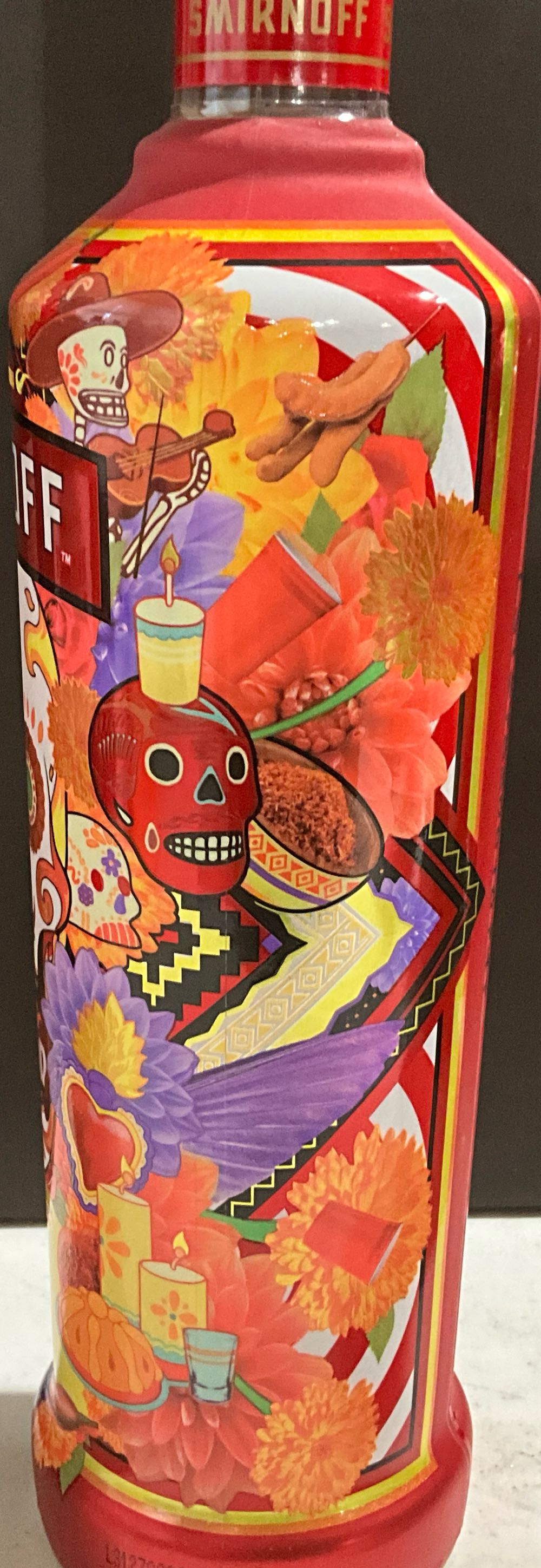 Smirnoff Spicy Tamarind Flavored Vodka - NY USA - Smirnoff Co. NY NY (750 mL) alcohol collectible [Barcode 082000783534] - Main Image 2