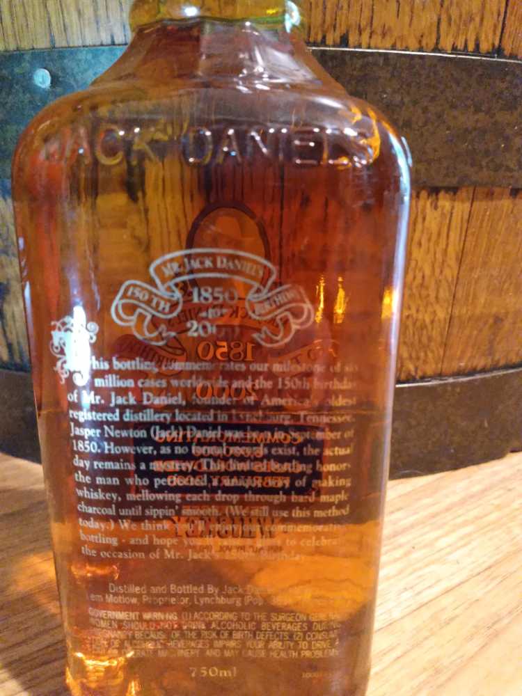 Employee 6 million case Bottle - Jack Daniel Distillery (750 mL) alcohol collectible - Main Image 2