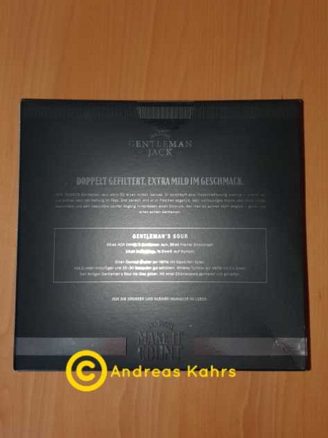 Jahresset mit Glas - Jack Daniel‘s Distillery (700 mL) alcohol collectible - Main Image 2