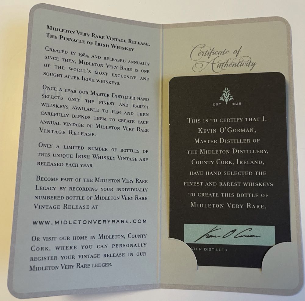 Middleton Very Rare 2022 - Middleton (700 mL) alcohol collectible [Barcode 5011007008383] - Main Image 4