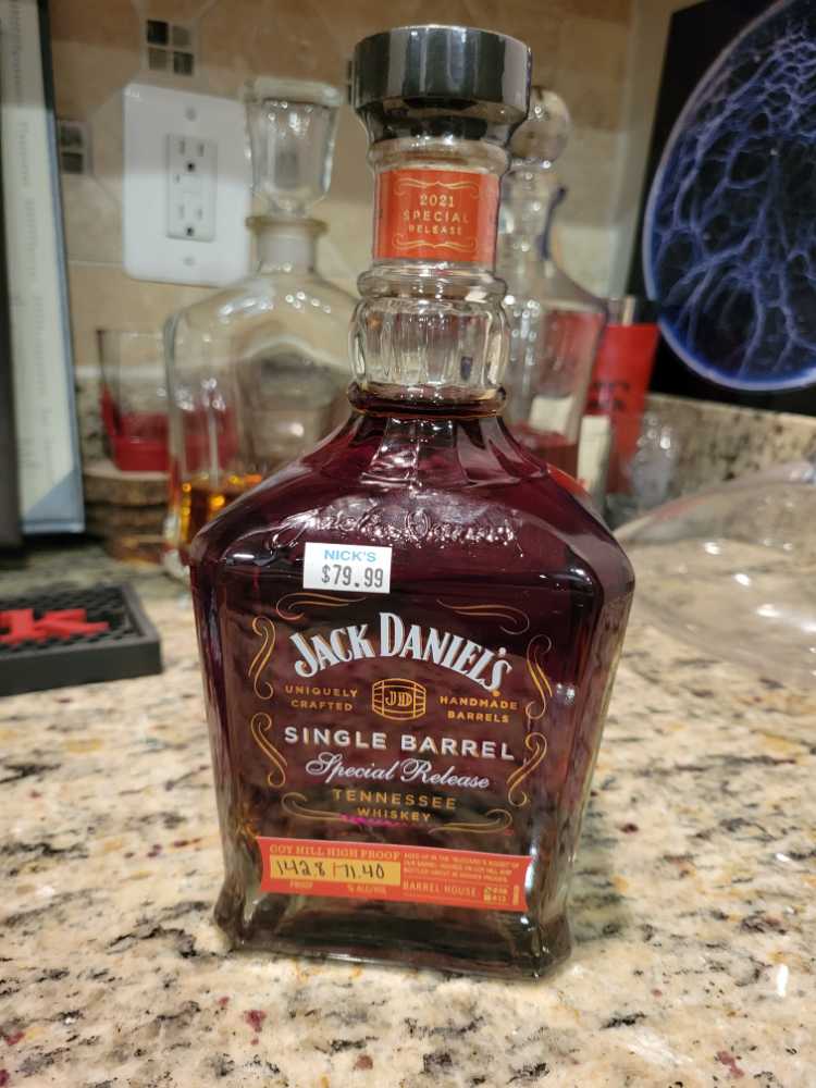 Jack Daniel’s Single Barrel Coy Hill - Jack Daniel‘s Distillery (750 mL) alcohol collectible [Barcode 082184005927] - Main Image 2