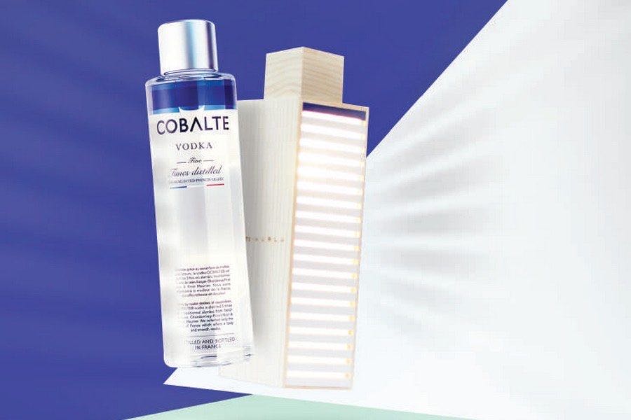 Cobalte Vodka  alcohol collectible - Main Image 2