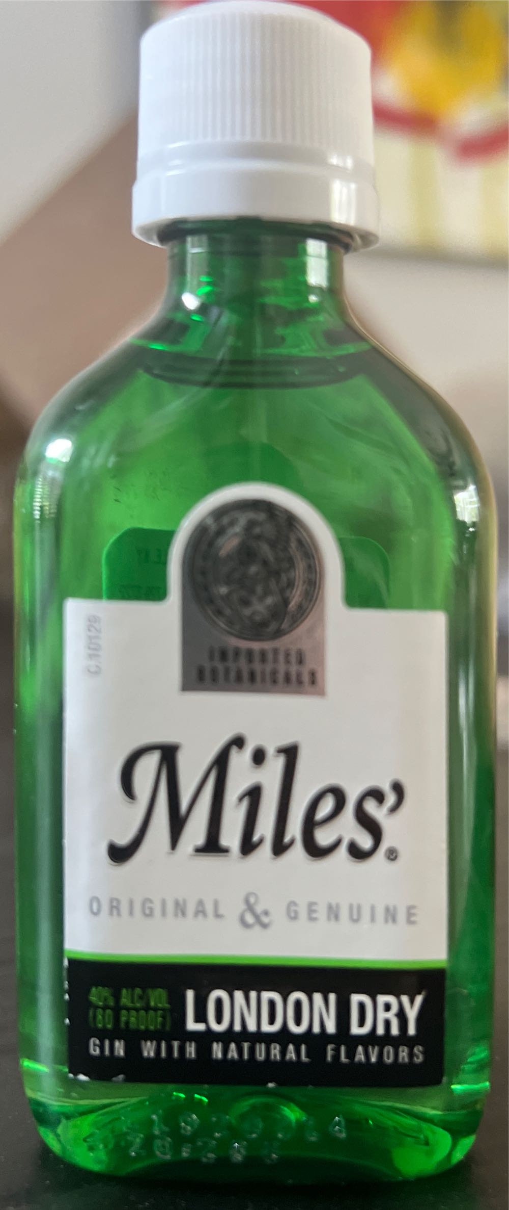 Miles’ London Dry Gin 50ml Ryan’s Liquor  alcohol collectible [Barcode 088004027537] - Main Image 2