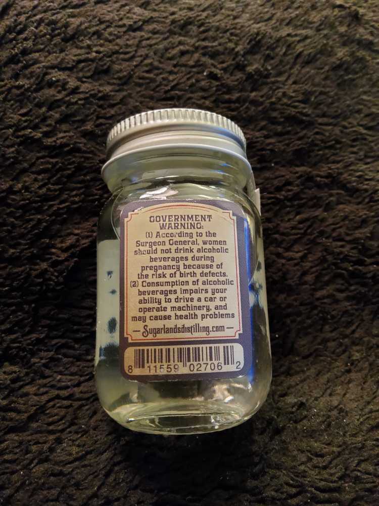 MARK & DIGGERS RYE APPLE MOONSHINE  - Sugarlands Distilling Company (50 mL) alcohol collectible [Barcode 811559027062] - Main Image 2
