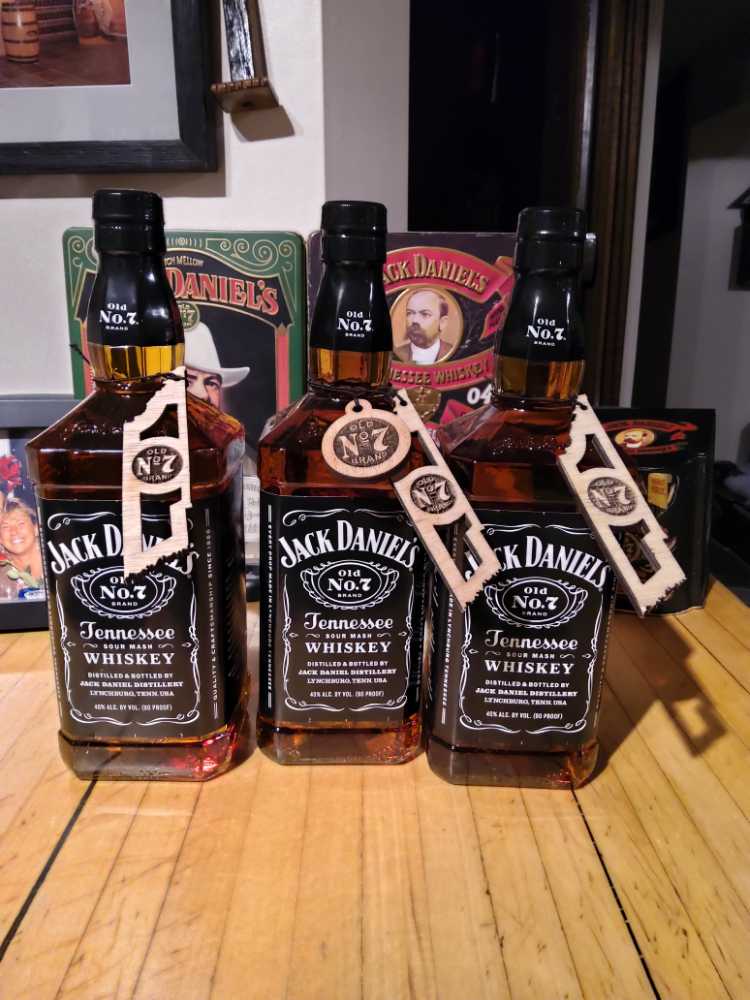 White Rabbit Bottle Shop One Liter Tennessee Hag Tag - Jack Daniels’ Distillery (1 L) alcohol collectible - Main Image 1