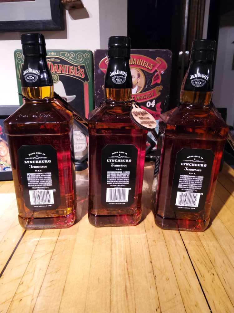 White Rabbit Bottle Shop One Liter Tennessee Hag Tag - Jack Daniels’ Distillery (1 L) alcohol collectible - Main Image 3