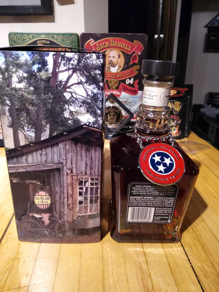 Tennessee Jack Shack Single Barrel Select 6-23-21 - Jack Daniels’ Distillery (750 mL) alcohol collectible - Main Image 2