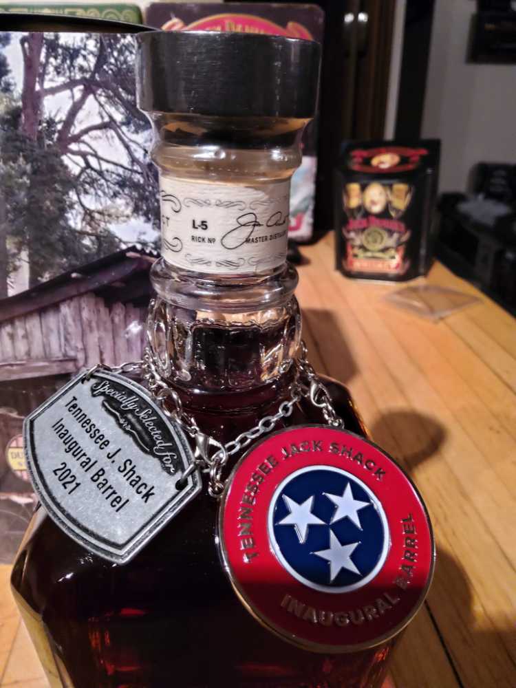 Tennessee Jack Shack Single Barrel Select 6-23-21 - Jack Daniels’ Distillery (750 mL) alcohol collectible - Main Image 3