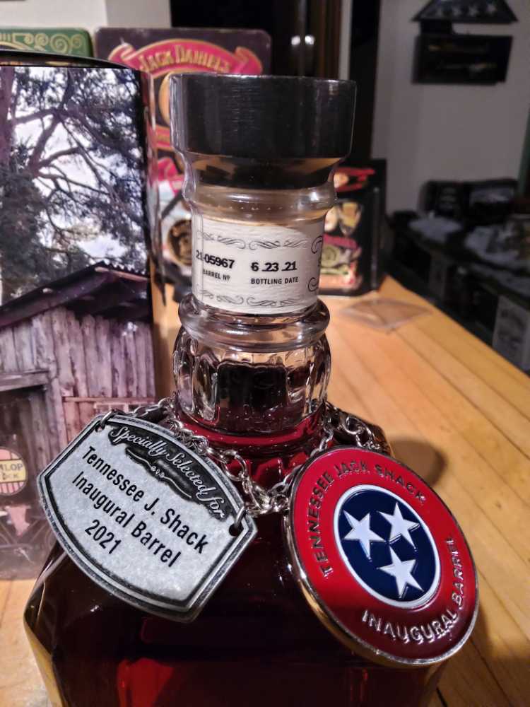 Tennessee Jack Shack Single Barrel Select 6-23-21 - Jack Daniels’ Distillery (750 mL) alcohol collectible - Main Image 4