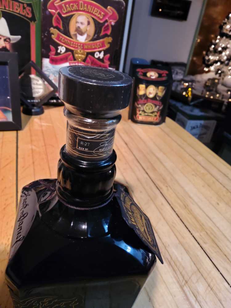 Single Barrel Select Eric Church 5-21-21  - Jack Daniel‘s Distillery (750 mL) alcohol collectible - Main Image 4