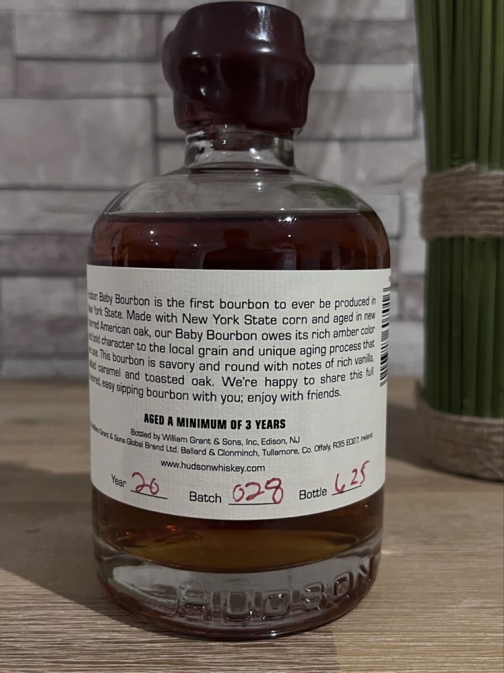 Hudson Baby Bourbon Whiskey - William Grant & Sons (350 mL) alcohol collectible [Barcode 5010327607016] - Main Image 2