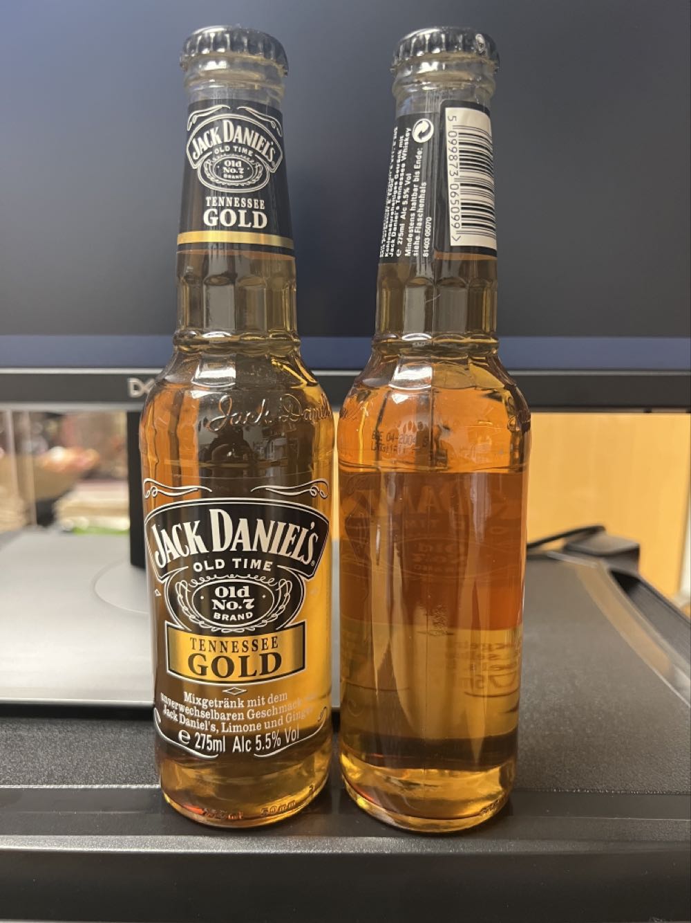 Tennessee GOLD - Bacardi Netherlands (275 mL) alcohol collectible [Barcode 5099873065099] - Main Image 2