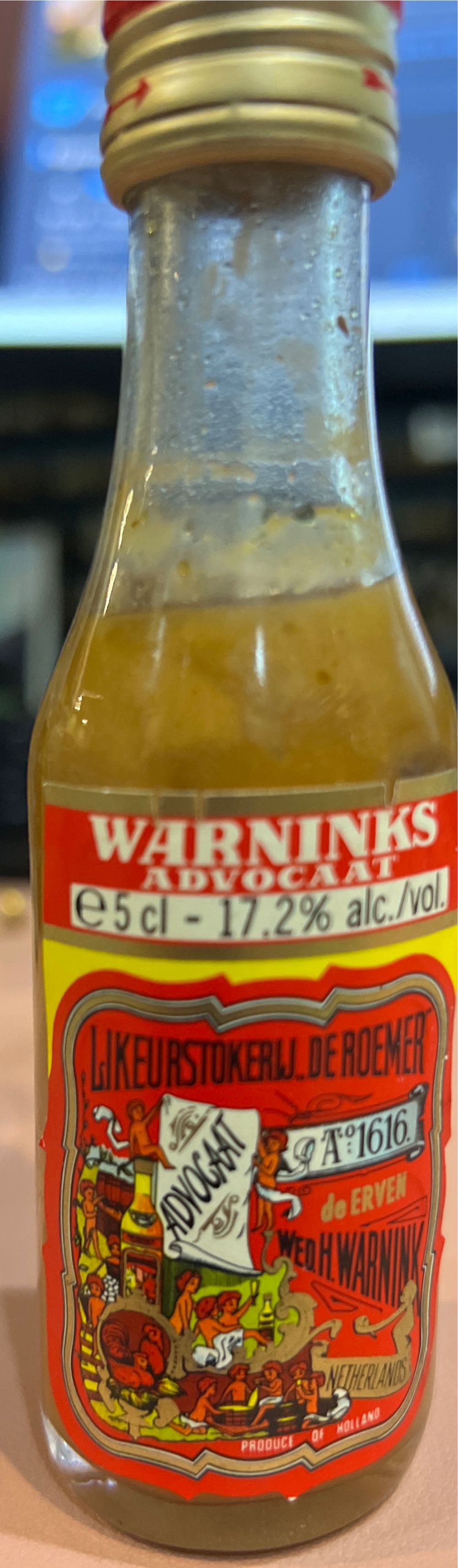 Warninks Original Advocaat  (700 mL) alcohol collectible [Barcode 8710521102139] - Main Image 3