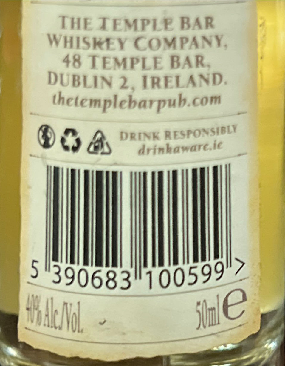 The Temple Bar Traditional Irish Whiskey - The Temple Bar (50 mL) alcohol collectible [Barcode 5390683100599] - Main Image 2