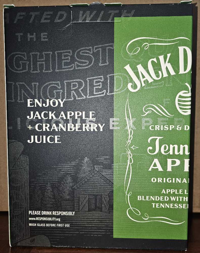 Apple Gift Set - Jack Daniel’s Distillery, Lynchburg, TN (750 mL) alcohol collectible [Barcode 082184205396] - Main Image 2