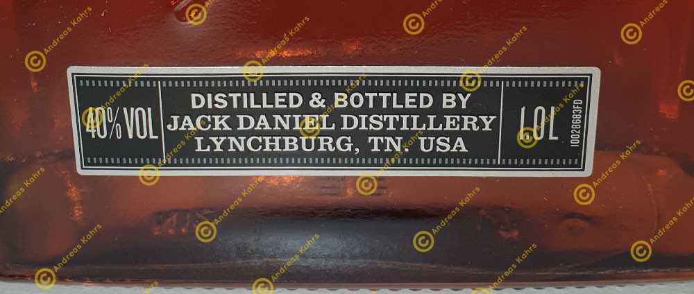 Gentleman Jack - Jack Daniels Distillery (1 L) alcohol collectible [Barcode 5099873038772] - Main Image 3