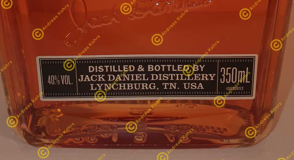 Gentleman Jack - Jack Daniels Distillery (350 mL) alcohol collectible [Barcode 5099873010907] - Main Image 3