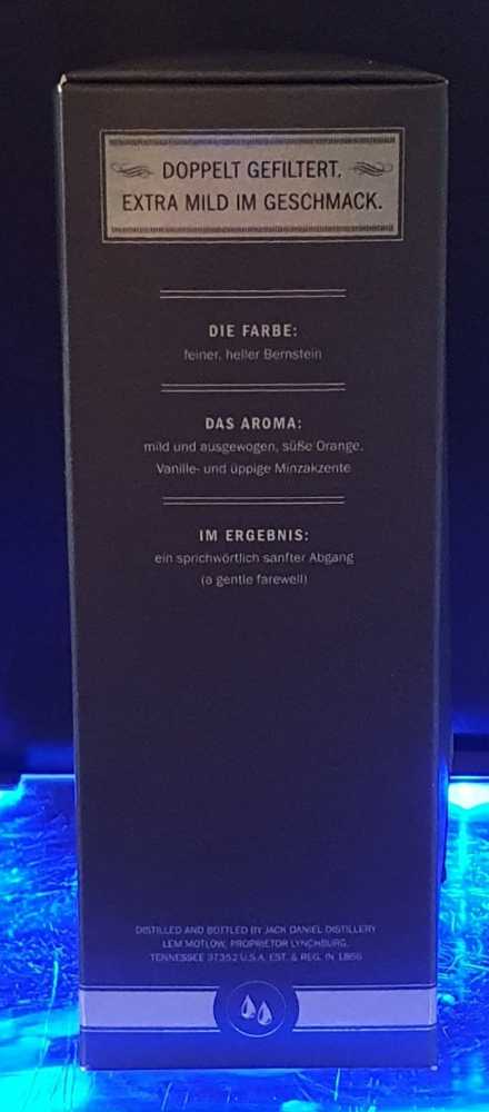 Gentleman Jack Shaker 5th  - Jack Daniels Distillery (700 mL) alcohol collectible [Barcode 5099873218068] - Main Image 3