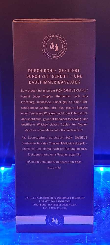 Jahresset & Glas - Jack Daniels Distillery (700 mL) alcohol collectible [Barcode 5099873213674] - Main Image 3