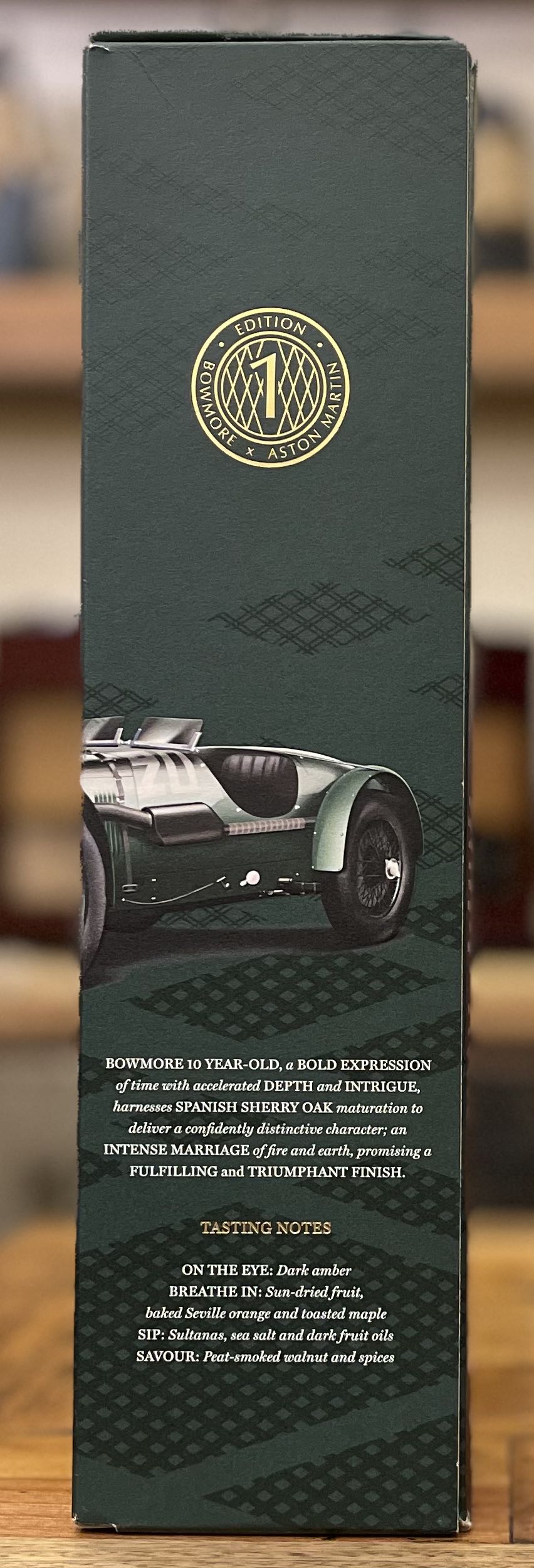 BOWMORE Aston Martin 10y Edition 1 Islay Single Malt Scotch Whisky - Bowmore Distillery (1000 mL) alcohol collectible [Barcode 5010496006566] - Main Image 3