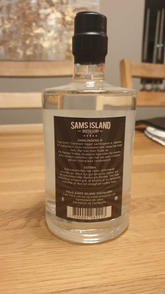 Sams Island Potato Vodka 500ml 40% Denmark - Sams Island Distillery (500 mL) alcohol collectible [Barcode 5700002082213] - Main Image 2