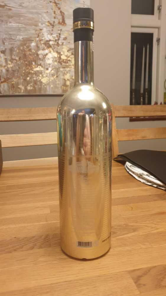 Beluga Vodka 1l Beluga Edition Celebration Vodka Beluga Celebration 40% 1l Russia - Beluga Distillery (1000 mL) alcohol collectible [Barcode 4603928005476] - Main Image 2