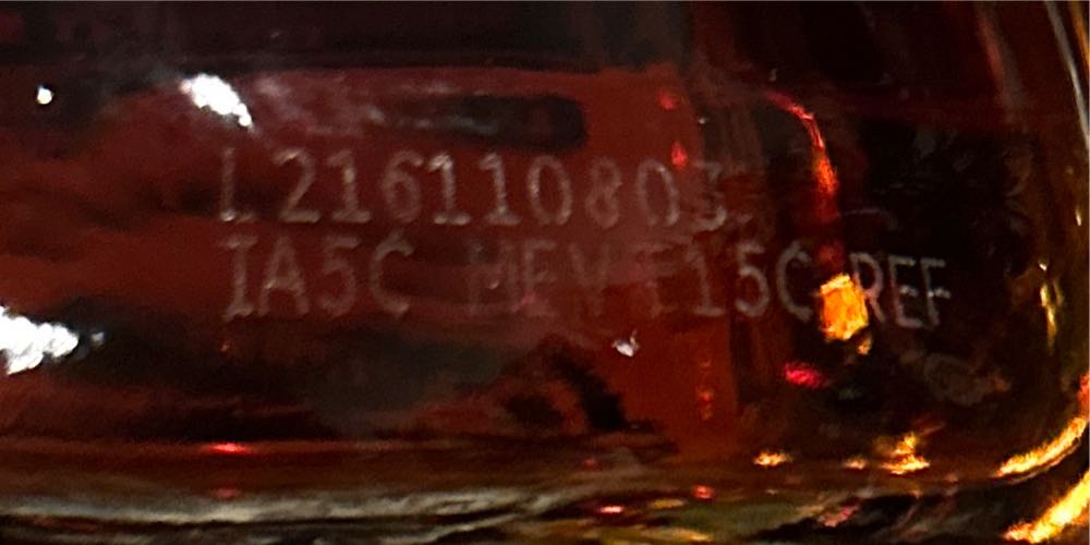 Woodford Reserve Master’s Collection Series 17 - Woodford Reserve Distillery (750 mL) alcohol collectible [Barcode 081128002930] - Main Image 3