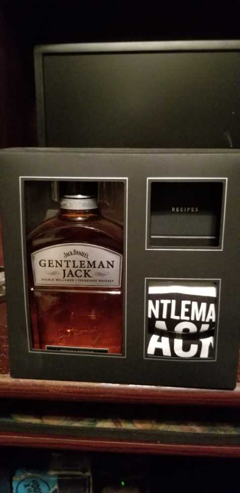 Uitvlugt. Compagnie De Ignes Guyana Uitvlugt 18yo 45% (2025)