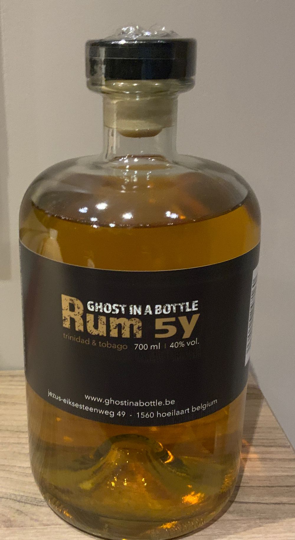 Falls City Couch Coach Lager