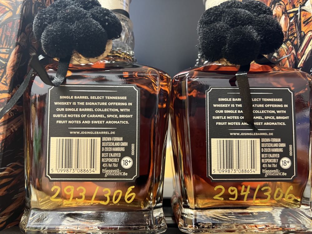 Black Forest 2021 - Jack Daniel Distillery (700 mL) alcohol collectible - Main Image 3