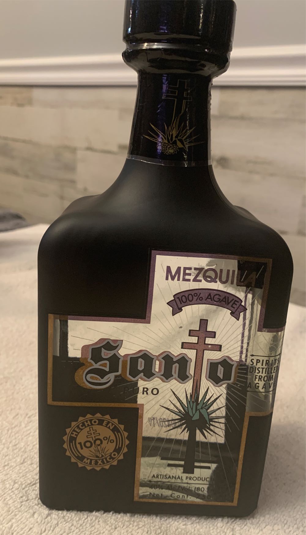 Santo Mezquila Tequila  (750 mL) alcohol collectible [Barcode 720815900035] - Main Image 2