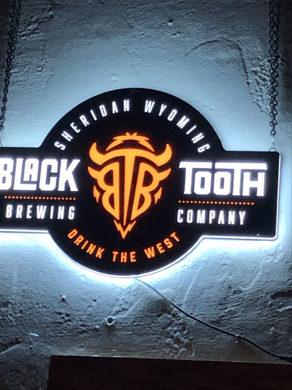 Black Tooth Saddle Bronc - Black Tooth Brewing Company Sheridan alcohol collectible - Main Image 2