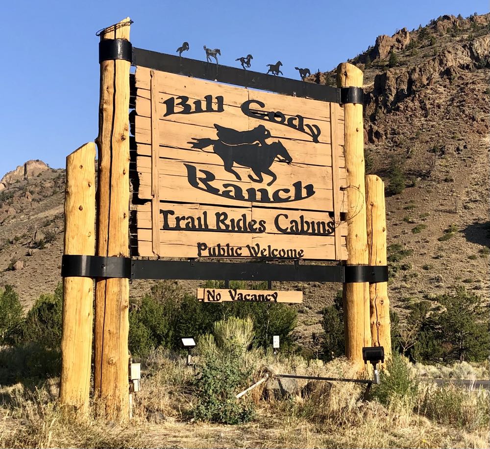 Black Tooth Saddle Bronc - Black Tooth Brewing Company Sheridan alcohol collectible - Main Image 3