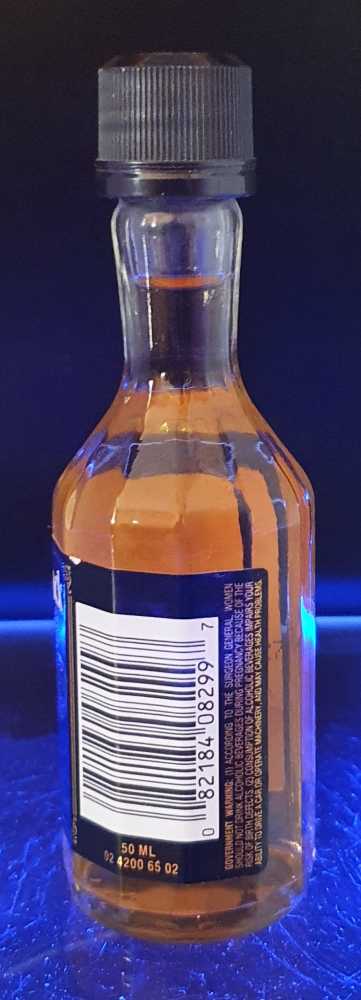 Gentleman Jack Mini - Gen 1 - Jack Daniels Distillery (50 mL) alcohol collectible [Barcode 082184082997] - Main Image 2